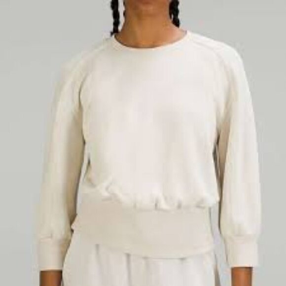 Womens Lululemon Cream Sweatshirt Softstreme Size 10 - Picture 1 of 4